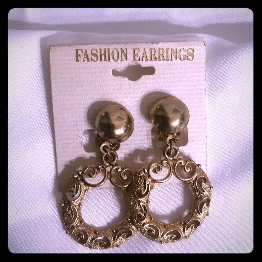 Fashions Earrings